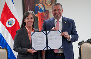  COSTA RICA Y ESTADOS UNIDOS FORTALECEN COOPERACIÓN
PARA LA SEGURIDAD Y EL CONTROL DEL COMERCIO INTERNACIONAL