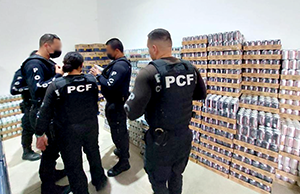 POLICÍA DE CONTROL FISCAL DECOMISA CERCA DE 352 MIL UNIDADES DE MERCANCÍAS EN
                            ALAJUELA